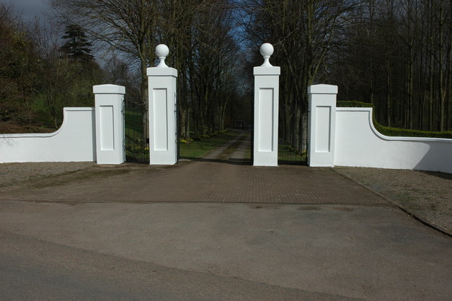 Entrance to Sallersbrook
