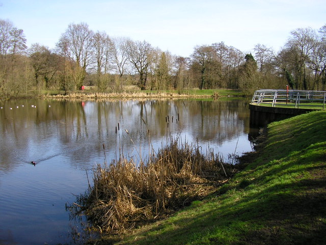 Sandhurst Lake © don cload :: Geograph Britain and Ireland