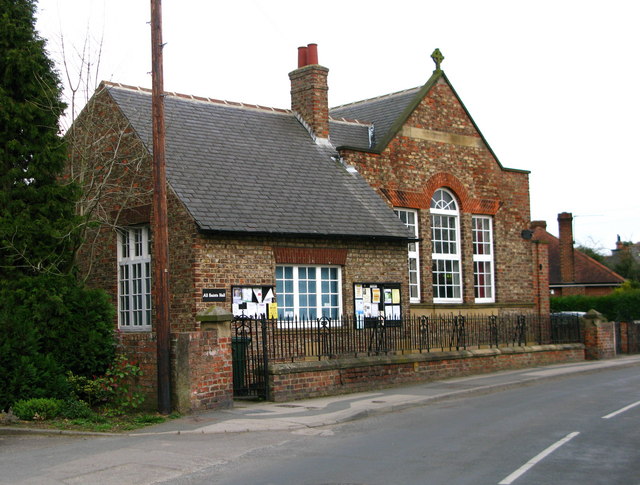 All Saints Hall © David Rogers cc-by-sa/2.0 :: Geograph Britain and Ireland