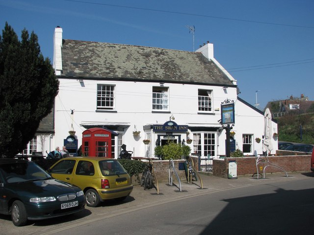 The Swan Inn, Lympstone © Sarah Charlesworth cc-by-sa/2.0 :: Geograph ...