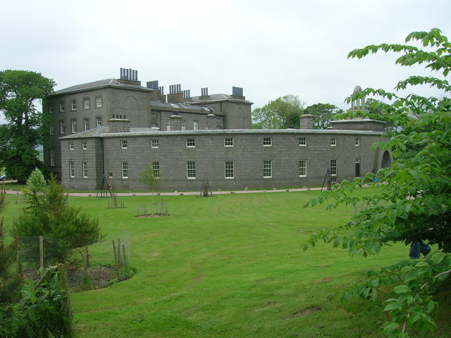 cairness-house-gardens-jthomas-cc-by-sa-2-0-geograph-britain-and