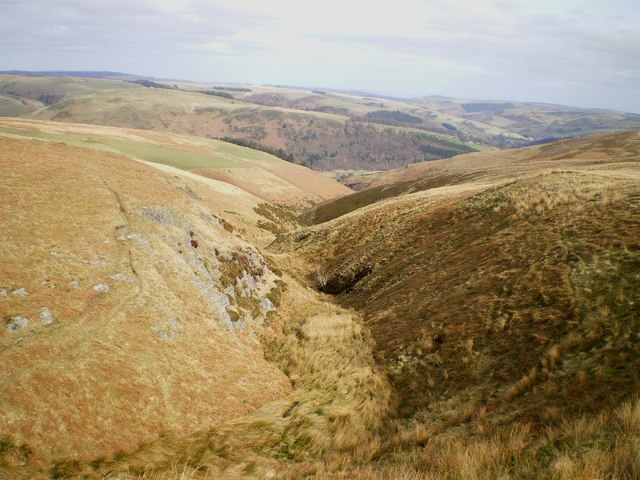 The valley of the Nant Sarffle