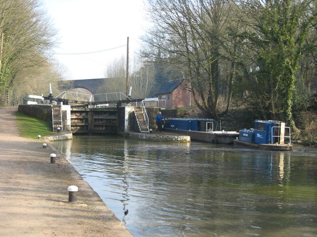 Maintenance boats at Radford Bottom Lock