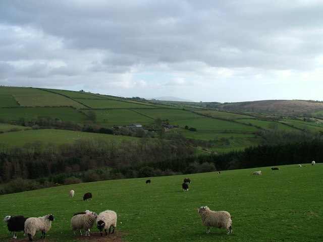 Across the fields to High Prior Scales © David Brown cc-by-sa/2.0 ...