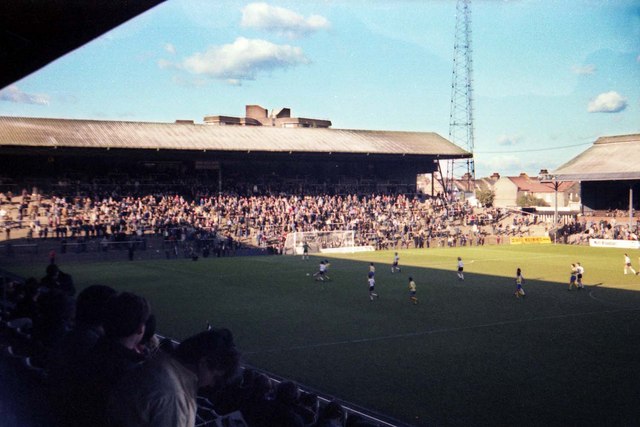 The Hammersmith End at Craven Cottage © Steve Daniels cc-by-sa/2.0 ...