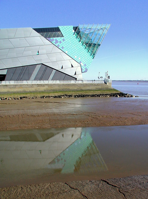 The Deep, Hull © Paul Glazzard cc-by-sa/2.0 :: Geograph Britain and Ireland