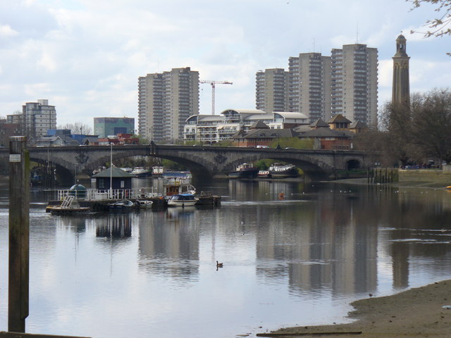 River Thames Below Kew Bridge
