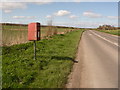 West Lavington: postbox № SN10 25, Gore Cross