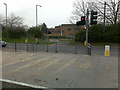 Pedestrian gap between Meadows Way and Queens Drive