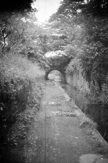 Rose Hill Tunnel, Lower Peak Forest Canal