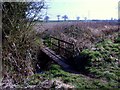 SO8498 : Great Moor Footbridge by Gordon Griffiths