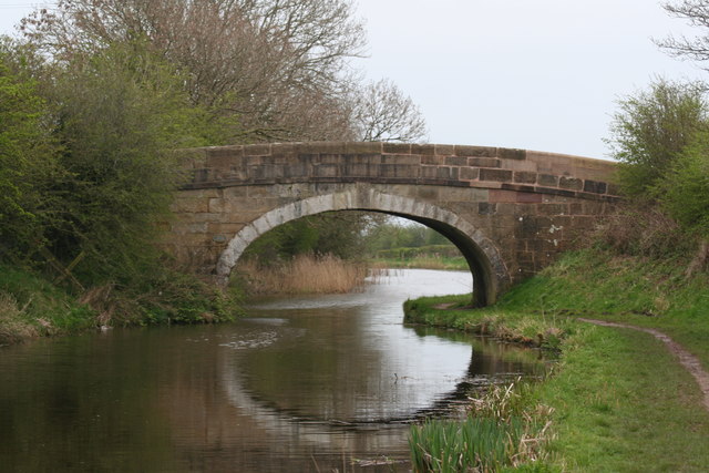 Bridge No 22 on Lancaster Canal