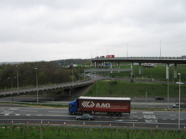 junction-2-on-m25-motorway-david-anstiss-geograph-britain-and-ireland