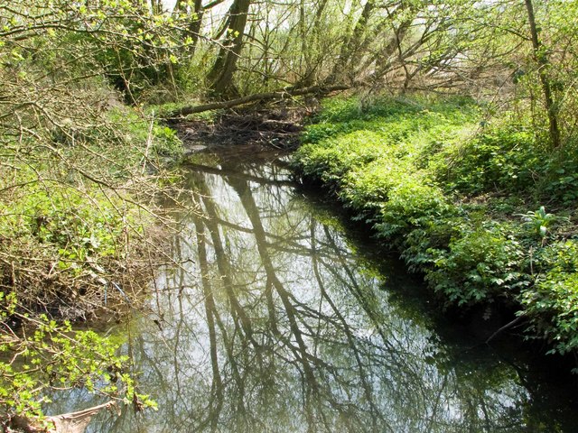 Wesley Brook flows into Priorslee Lake