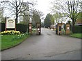 Hemel Hempstead: Woodwells Cemetery