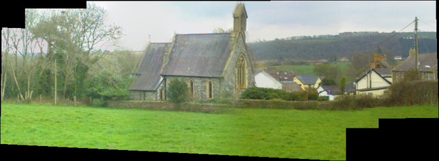 Eglwys Llechryd Church