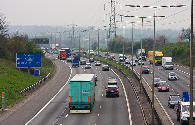 M25 Near Potters Bar © Martin Addison cc-by-sa/2.0 :: Geograph Britain ...