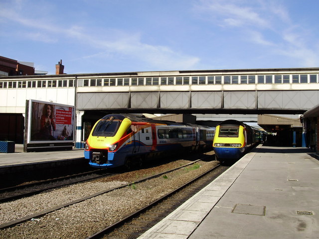 Platforms 2 and 3 at Leicester Rail Station