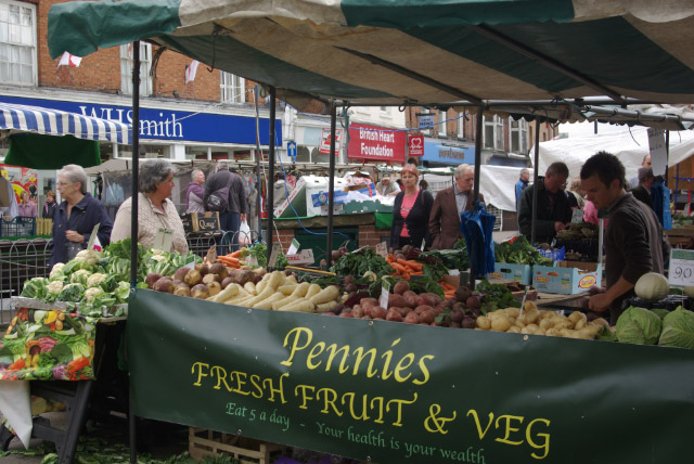 melton-mowbray-market-stephen-mckay-geograph-britain-and-ireland