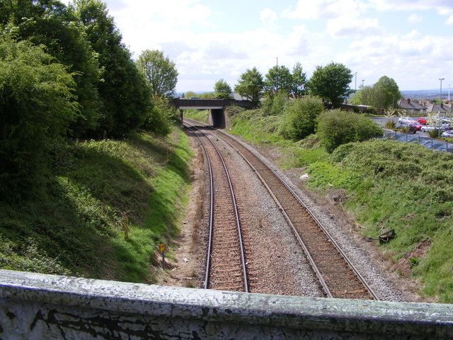 Brierley Hill Track © Gordon Griffiths :: Geograph Britain and Ireland