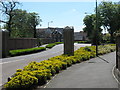 Entrance to Pinewood Place