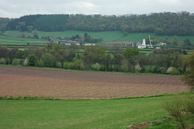 Llancayo viewed from Estavarney