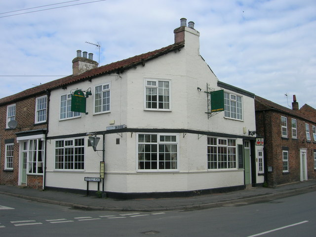 Cross Keys, Nafferton © JThomas cc-by-sa/2.0 :: Geograph Britain and ...