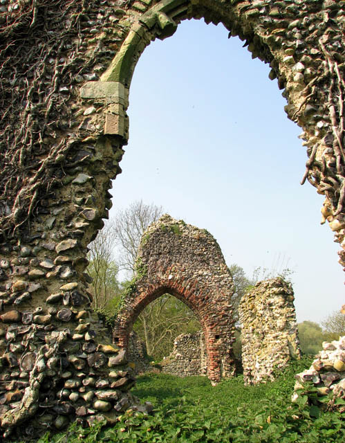 The ruins of St Saviour's church - view west
