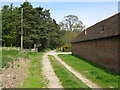 Stour Valley Walk past Hall Farm