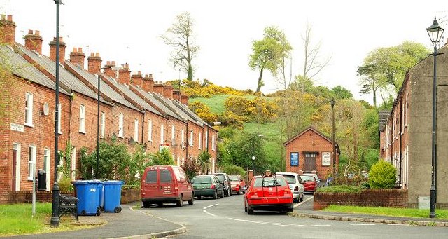 Edenderry village near Belfast (2) © Albert Bridge :: Geograph Ireland