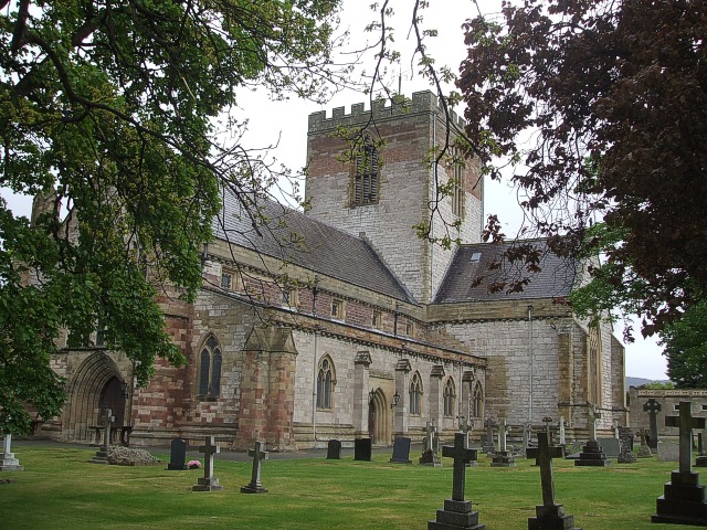 Eglwys Gadeiriol Llanelwy - Saint Asaph Cathedral
