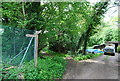 Footpath junction near Barns Green