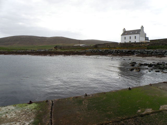 Melby House and Beach © Stuart Wilding :: Geograph Britain and Ireland