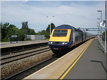 SU1485 : Train for Swansea arrives at Swindon by Roger Cornfoot