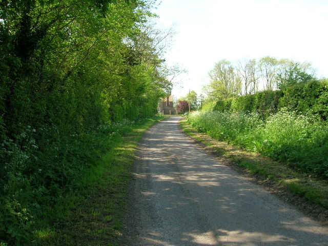 Track to Old Sunderlandwick © JThomas cc-by-sa/2.0 :: Geograph Britain ...