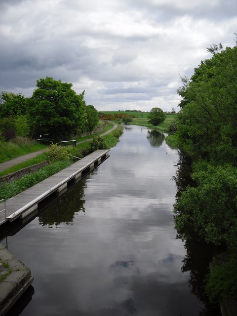 Forth and Clyde Canal © Stevie Spiers cc-by-sa/2.0 :: Geograph Britain ...