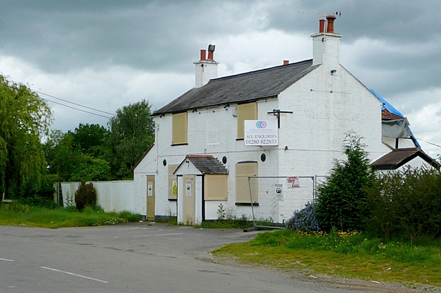 The Wheatsheaf, Grazeley © Graham Horn :: Geograph Britain and Ireland