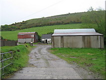 V7697 : Farm buildings near Reen by David Medcalf