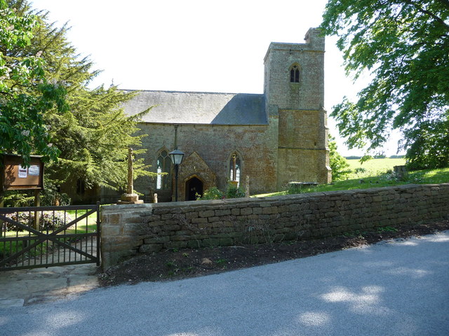 St. Peter ad Vincula parish church at... © Jeremy Bolwell :: Geograph ...