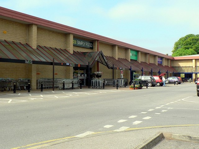 Marks & Spencer Simply Food, Guiseley... © Rich Tea cc-by-sa/2.0 ...