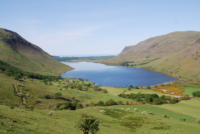 Wastwater from the footpath to Lingmell Gill