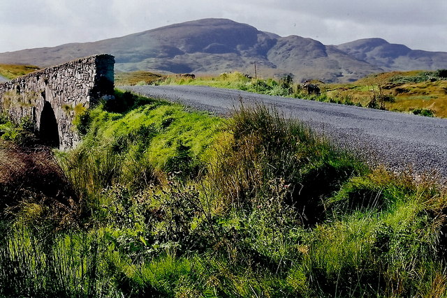 Road from N56 at Creeslough to road from Falcarragh