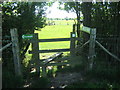 Well signposted footpath near Lamberhurst Farm