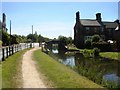 SK5581 : The Chesterfield Canal at Shireoaks by SMJ