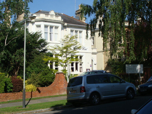 Wyastone Hotel, Parabola Road © Ruth Sharville cc-by-sa/2.0 :: Geograph ...