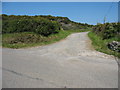 Access road to Bryn Du, Ty