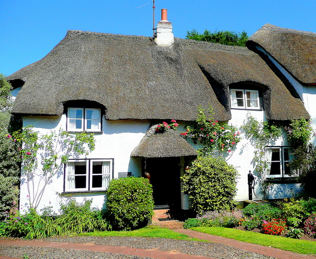 Pump Cottage © Jonathan Billinger cc-by-sa/2.0 :: Geograph Britain and ...