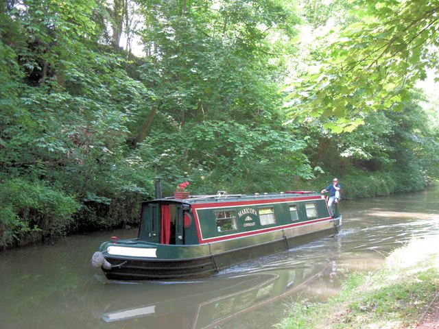 A passing narrowboat is “going home” on the Grand Union Canal
