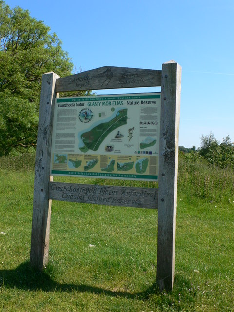 Nature Reserve Sign © Eirian Evans cc-by-sa/2.0 :: Geograph Britain and ...