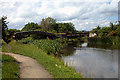 Towpath, bridges & canal near Lodge Farm